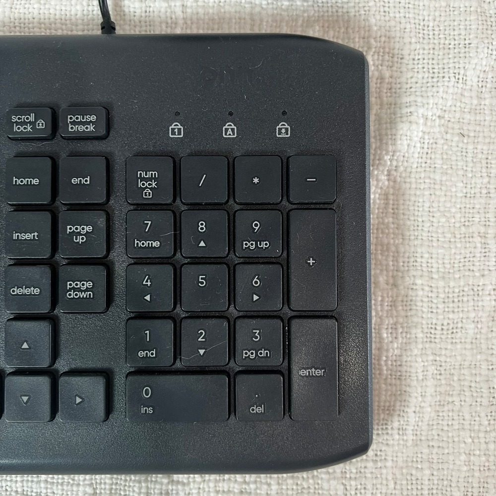 onn‎ Wired USB Keyboard Computer Laptop 5 ft USB Cable 104-Keys Black - Picture 2 of 5
